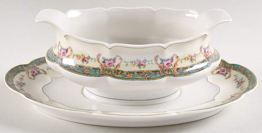 Versailles Gravy Boat with Attached Underplate by Haviland-1