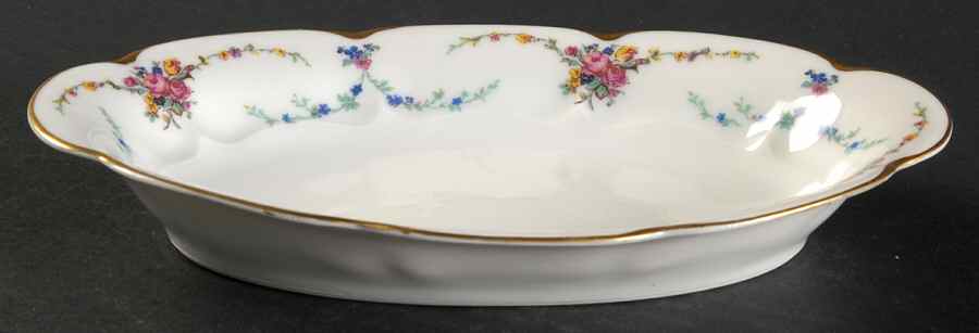 Victoria (Older, Scalloped) Relish by Haviland-1