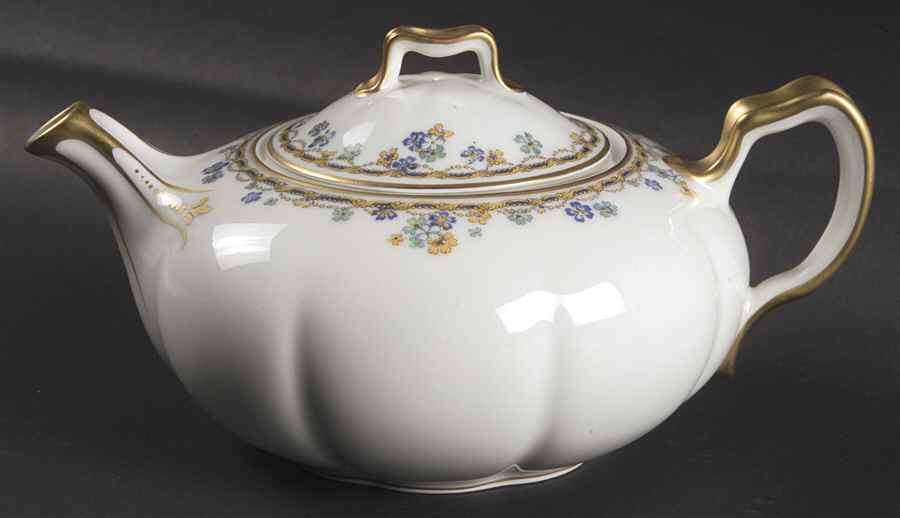 Vincennes Teapot & Lid by Haviland-1