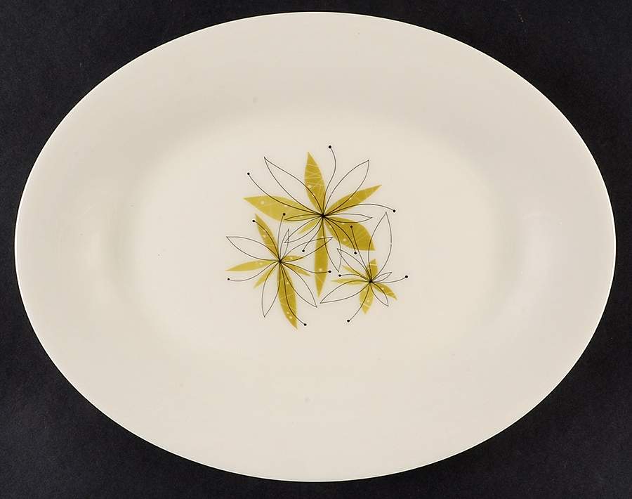 Vonda 11" Oval Serving Platter by Haviland-1