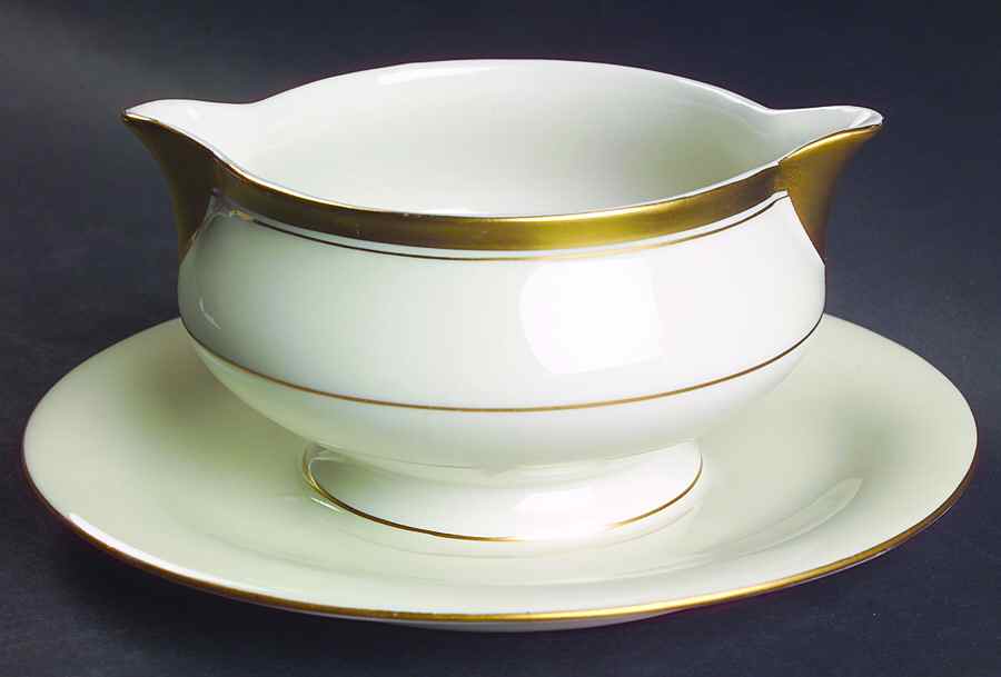 Windsor Gravy Boat with Attached Underplate by Haviland-1
