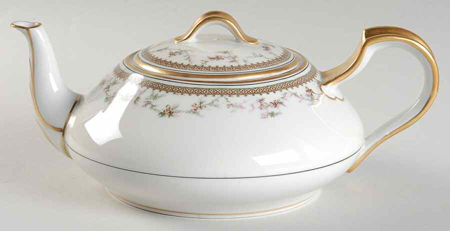 Yale Teapot & Lid by Haviland-1