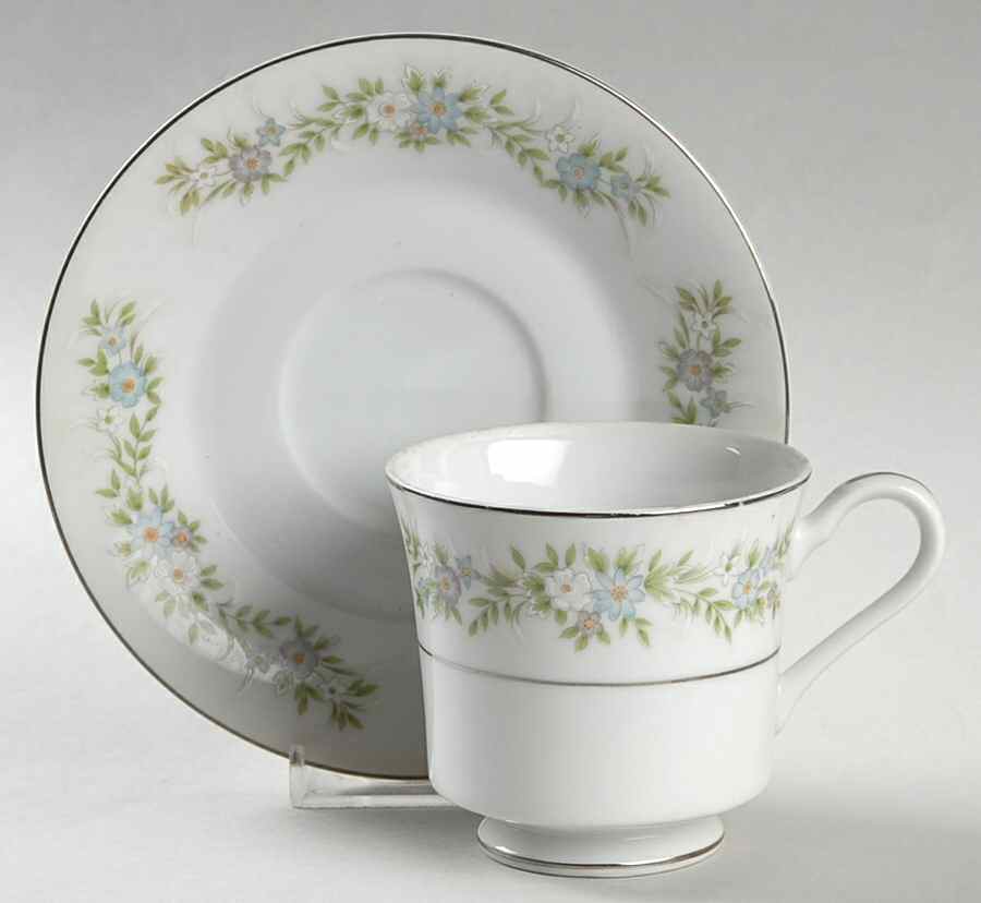Spring Footed Cup & Saucer Set by Hara-1