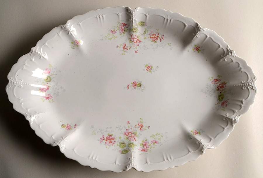9374 18" Oval Serving Platter by Habsburg-1
