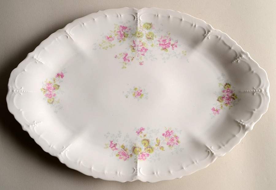9374 15" Oval Serving Platter by Habsburg-1