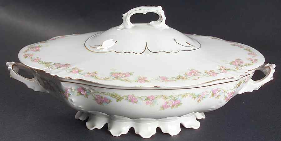 ALT27 Oval Covered Vegetable by Altrohlau-1