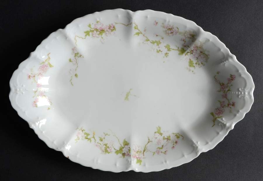 9322 Pink 11" Oval Serving Platter by Habsburg-1
