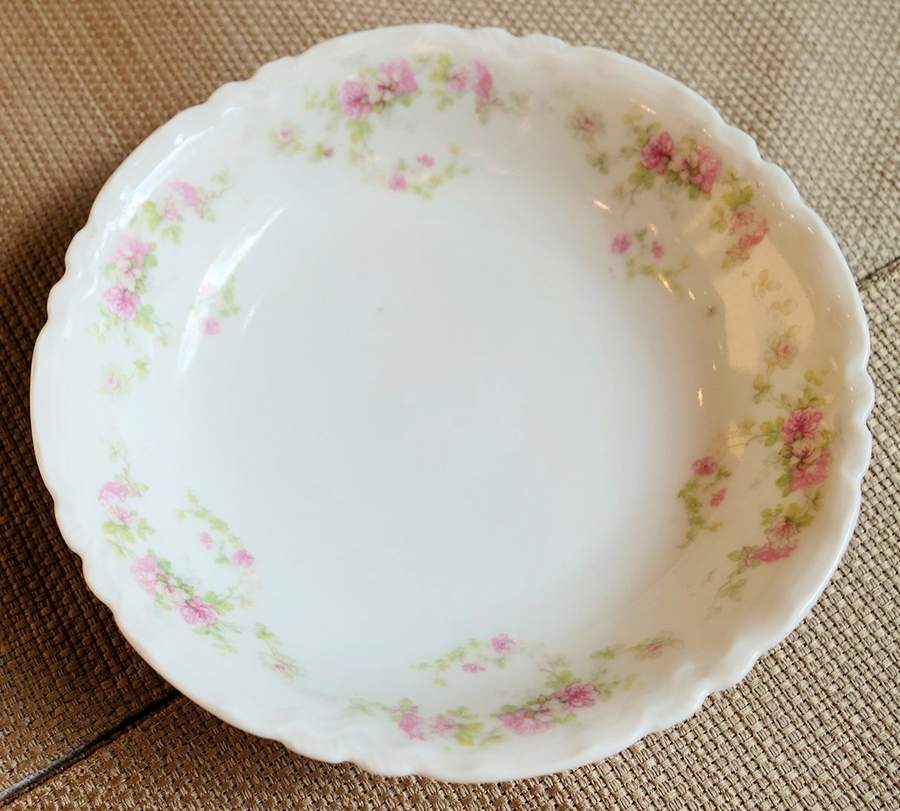 HAB26 Fruit/Dessert (Sauce) Bowl by Habsburg-1