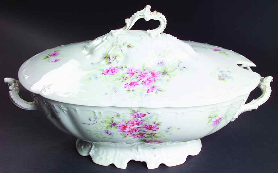 HAB6 Tureen &  Lid by Habsburg-1