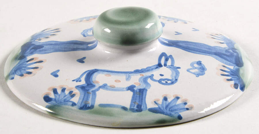 Country Scene Blue Lid for 1.50 Pt Round Casserole by M A Hadley-1