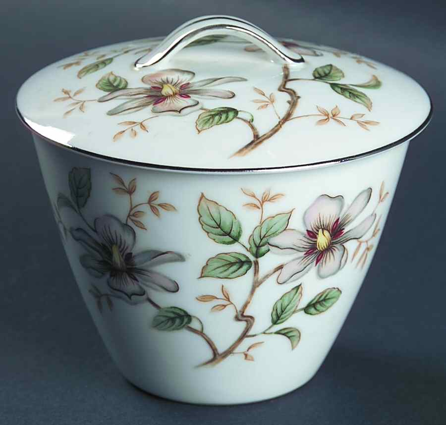 Cretonne Sugar Bowl & Lid by Harmony House China-1