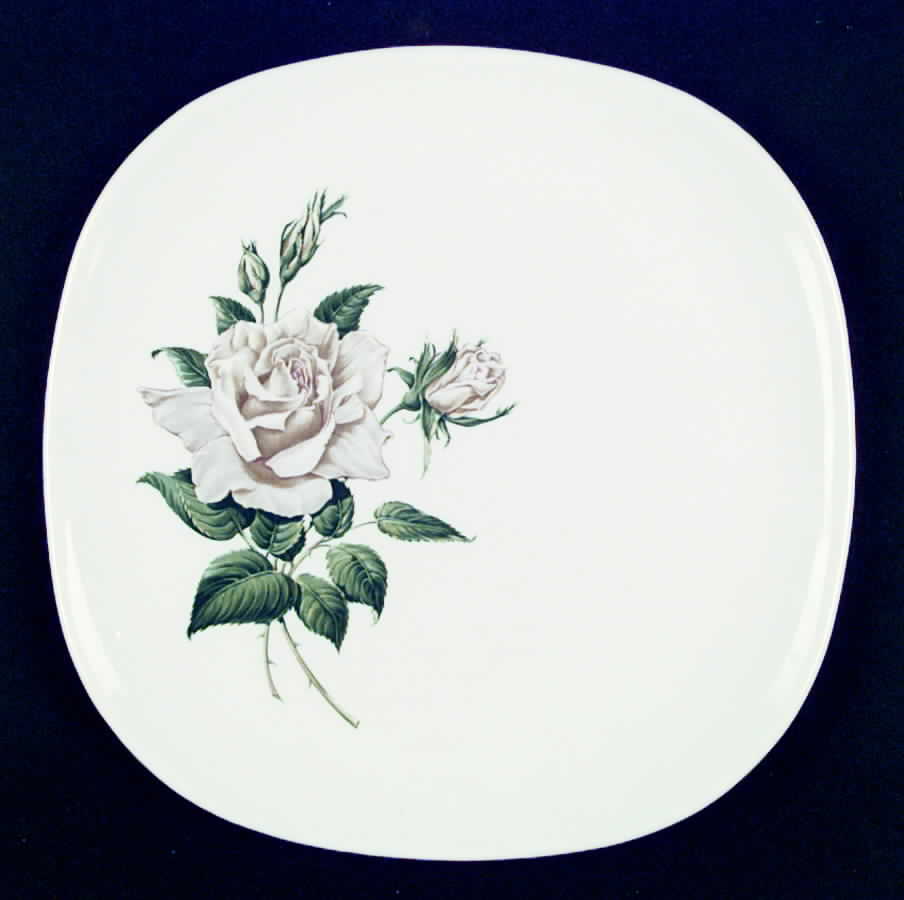 Fashion Flower Dinner Plate by Harmony House China-1