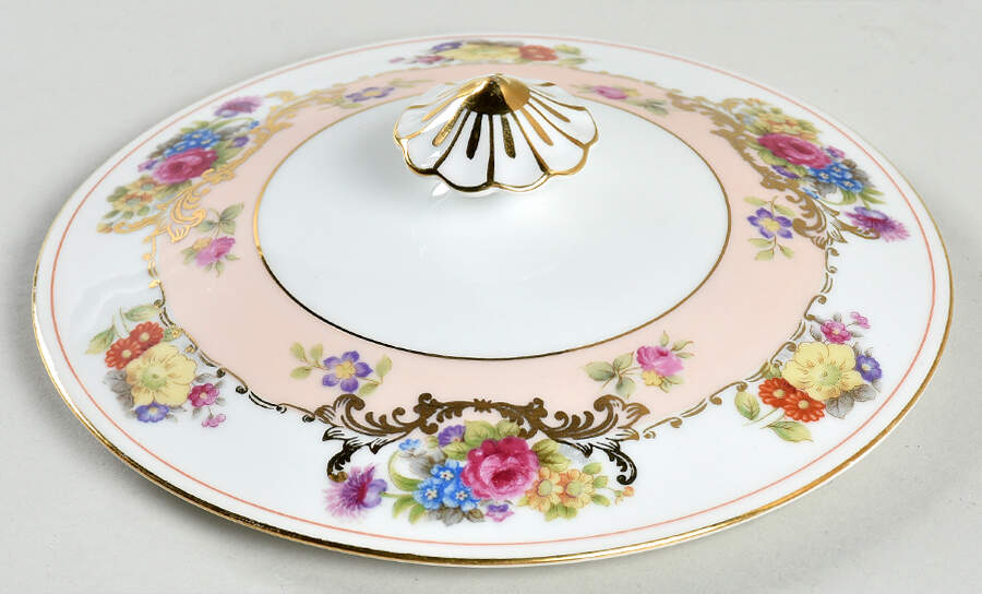 Grandeur Lid for Round Vegetable by Harmony House China-1