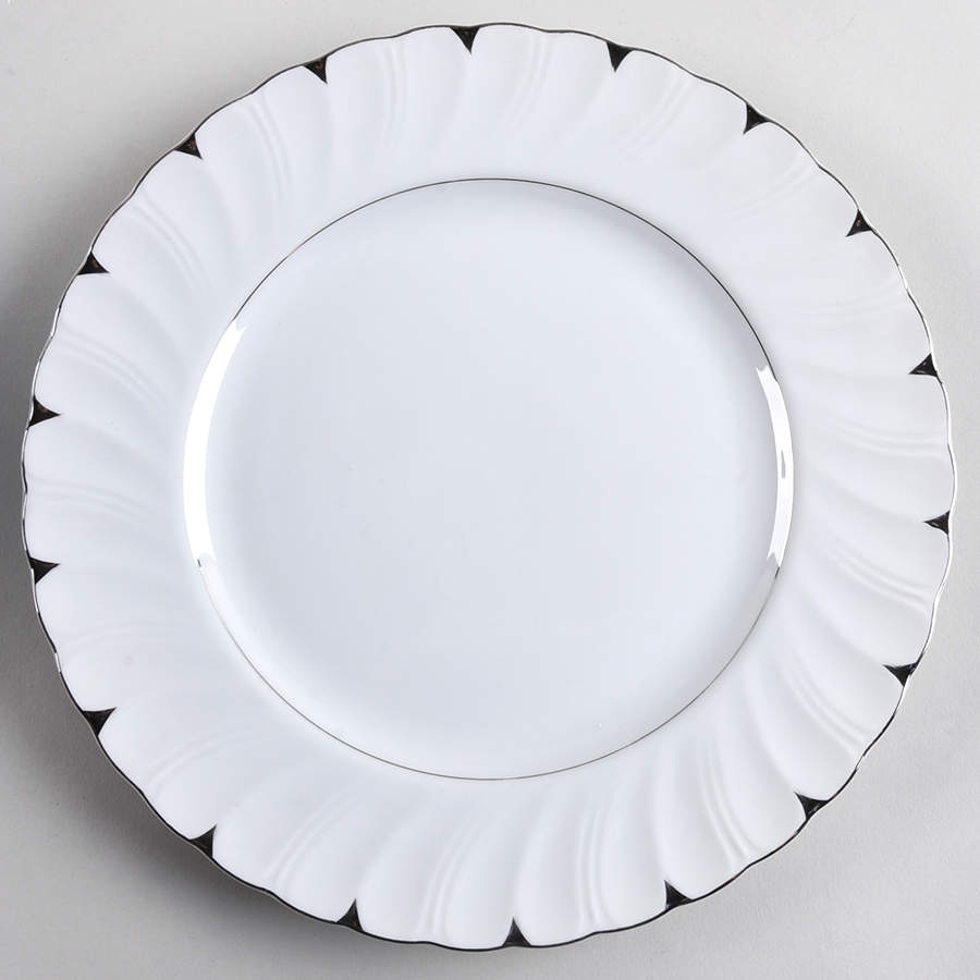 Heirloom Dinner Plate by Harmony House China-1