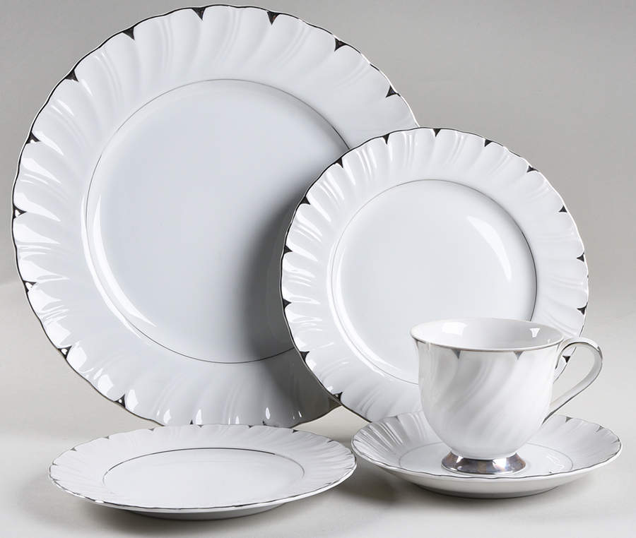 Heirloom 5 Piece Place Setting by Harmony House China-1