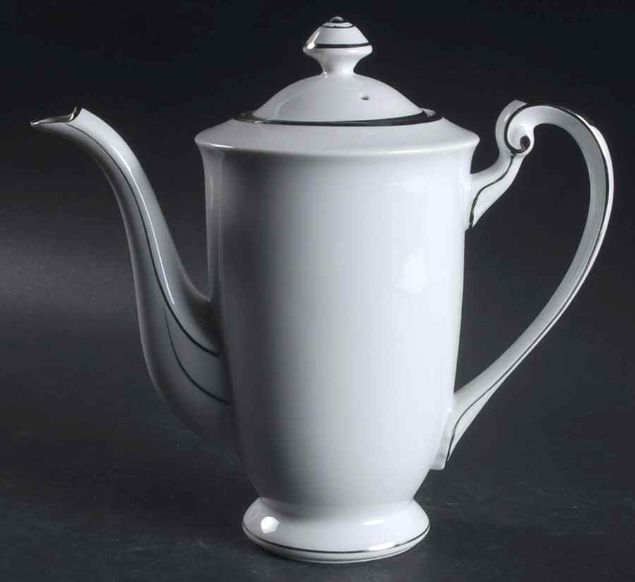 Moderne Coffee Pot & Lid by Harmony House China-1
