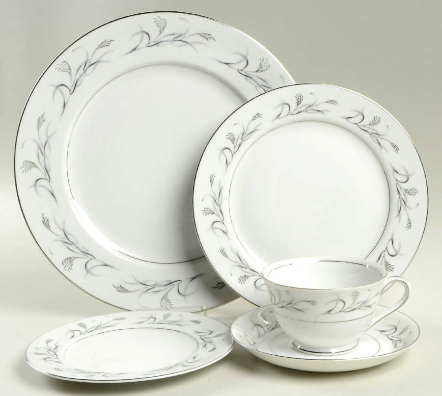Platinum Garland 40 Piece Estate Set by Harmony House China-1