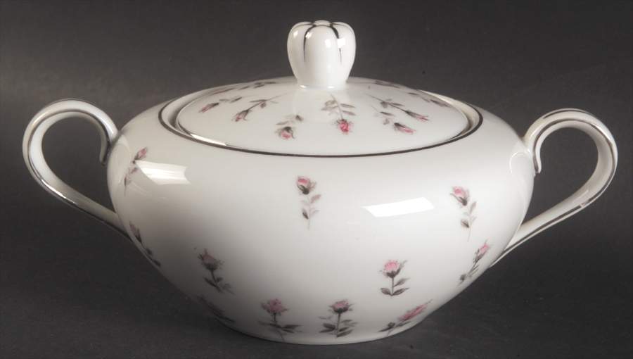 Rosebud Sugar Bowl & Lid by Harmony House China-1