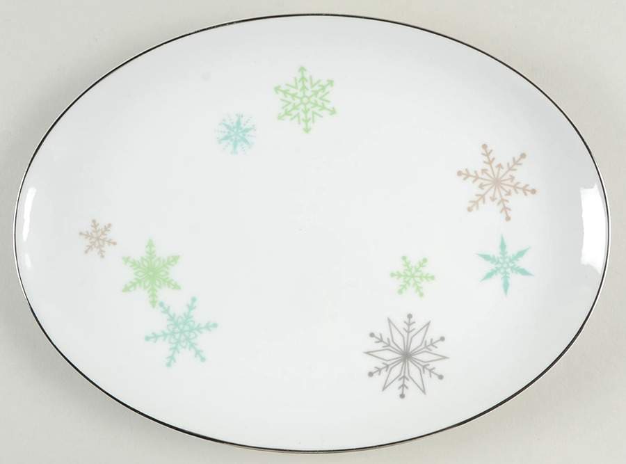Snowflake (All Over Flakes) 12" Oval Serving Platter by Harmony House China-1