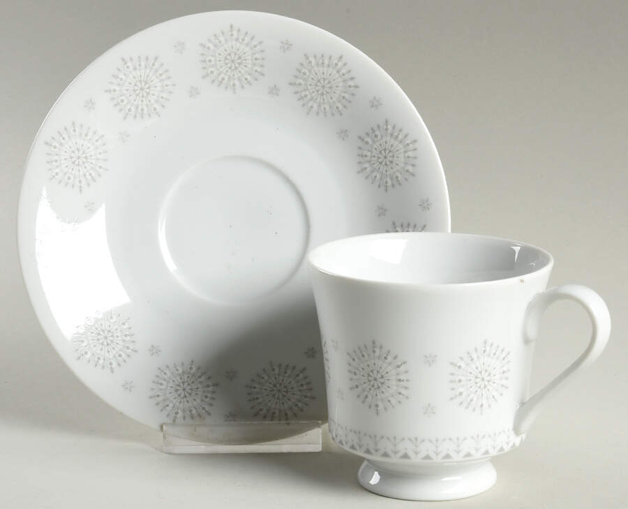 Snowflake (Flakes On Edge) Footed Cup & Saucer Set by Harmony House China-1