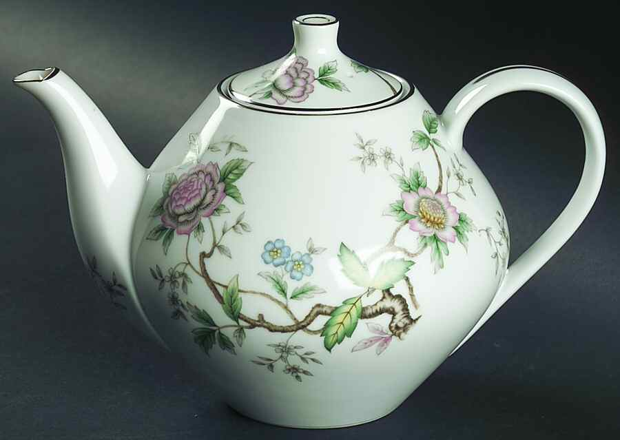 Chantilly Teapot & Lid by Halsey-1