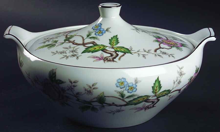 Chantilly Round Covered Vegetable by Halsey-1