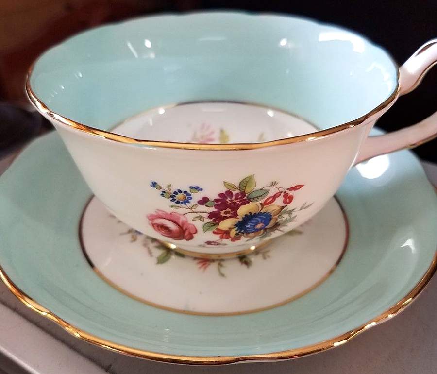 3069-7 Footed Cup & Saucer Set by Hammersley-1