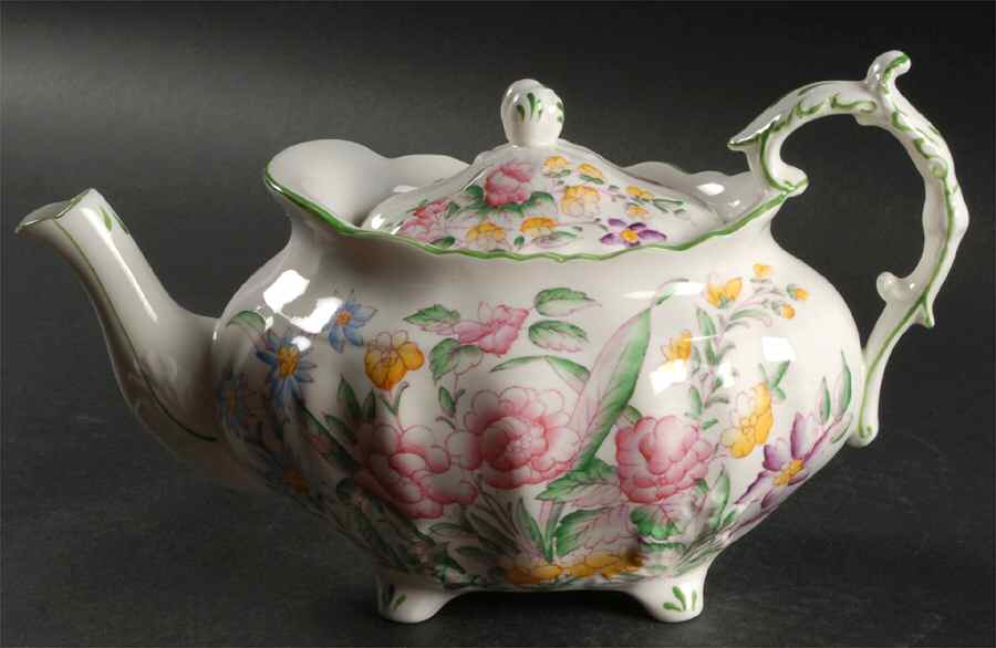 Bridal Rose Teapot & Lid by Hammersley-1