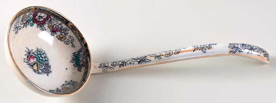 Chinese Tureen Ladle by Hammersley-1