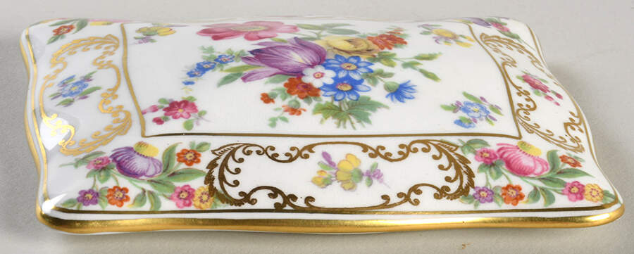 Dresden Sprays Lid for Cigarette Box by Hammersley-1