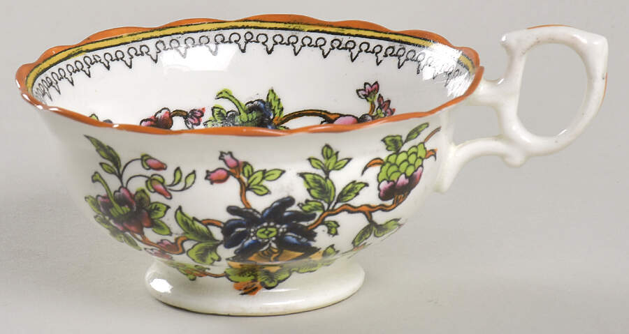 E241 Footed Cup by Hammersley-1