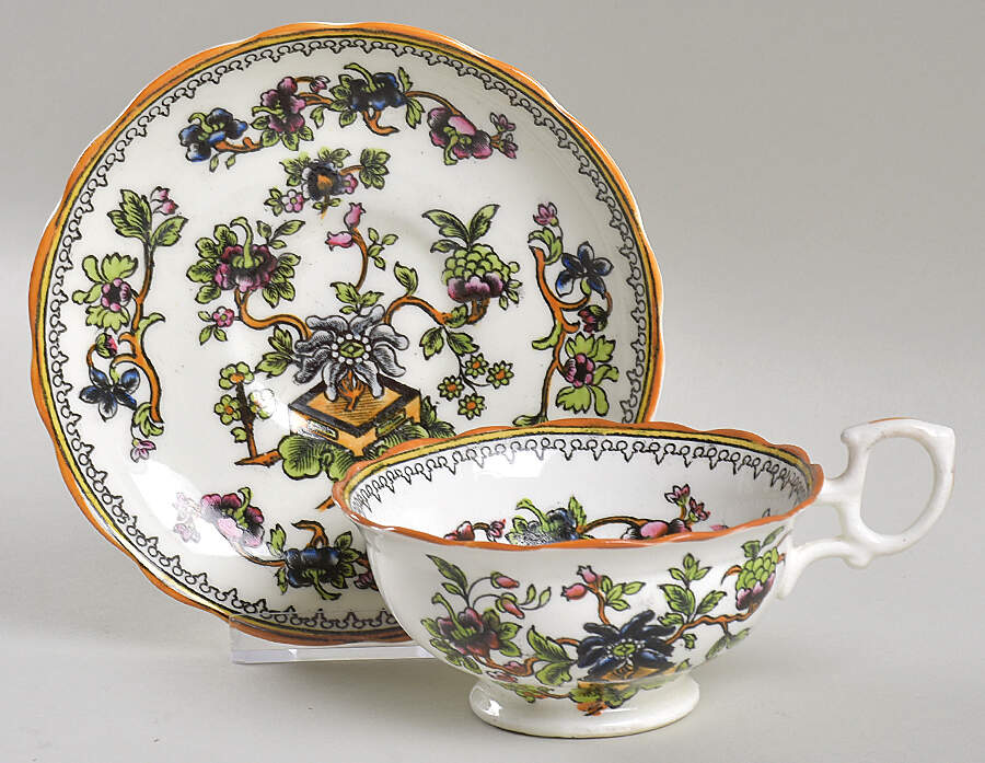 E241 Footed Cup & Saucer Set by Hammersley-1