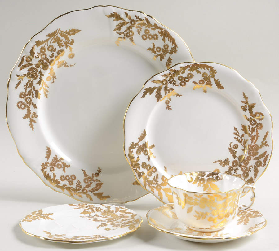 Golden Tansy 5 Piece Place Setting by Hammersley-1