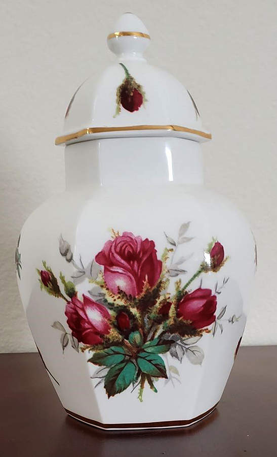 Grandmother's Rose Small Temple Jar & Lid by Hammersley-1