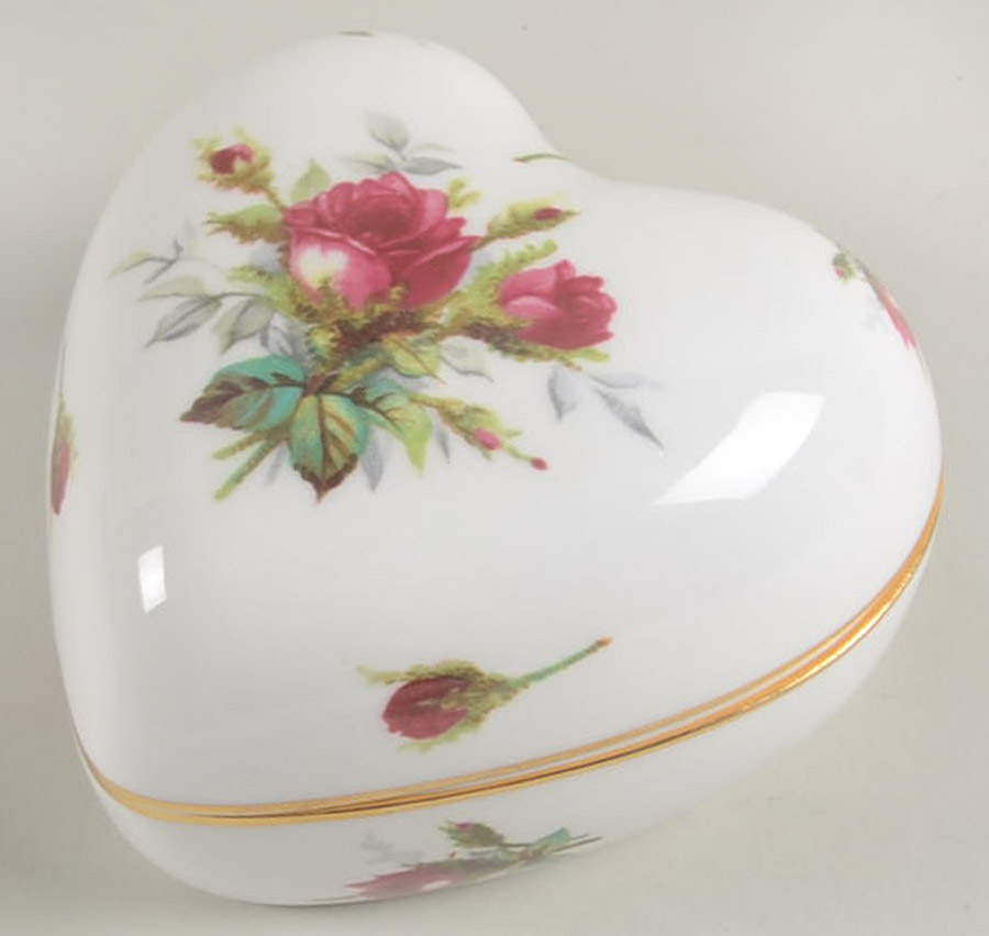 Grandmother's Rose Heart Shape Box & Lid by Hammersley-1