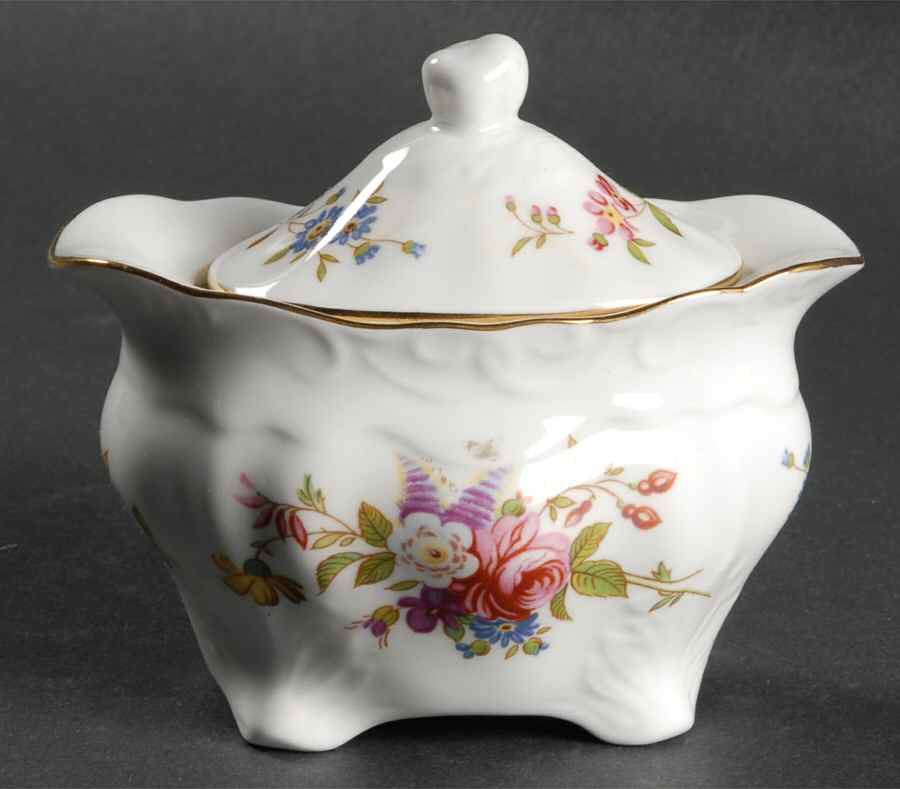 Howard Sprays (Scalloped, Embossed) Sugar Bowl & Lid by Hammersley-1