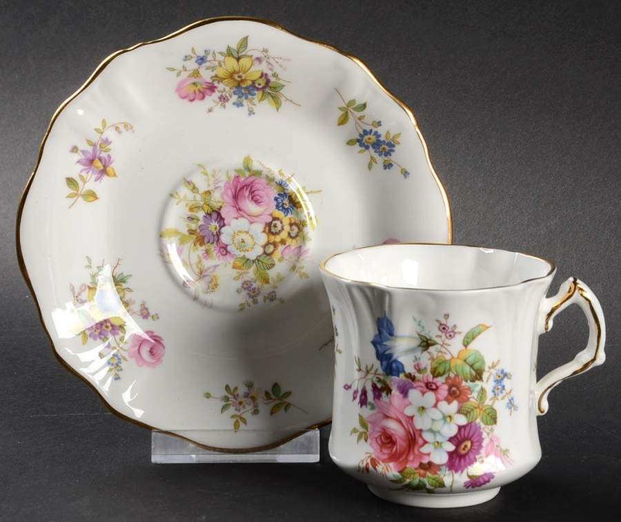 Howard Sprays (Scalloped, Embossed) Flat Cup & Saucer Set by Hammersley-1