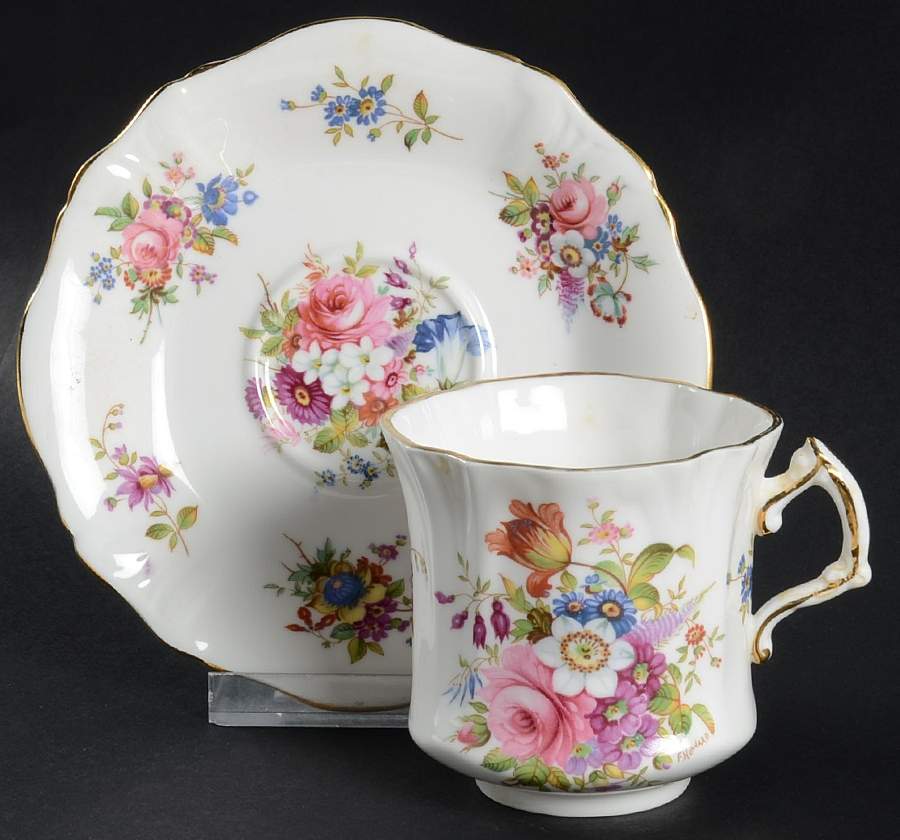 Howard Sprays (Scalloped, Embossed) Flat Cup & Saucer Set by Hammersley-1