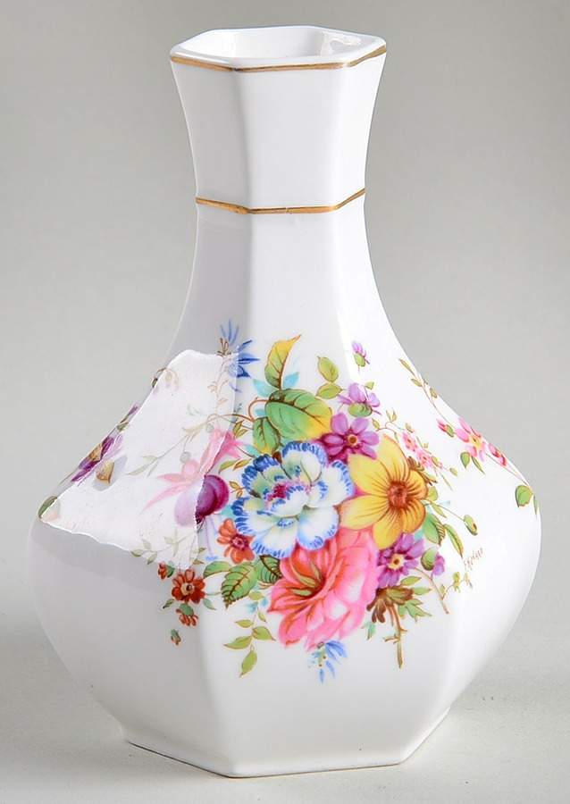 Howard Sprays (Scalloped, Embossed) 4" Bud Vase by Hammersley-1