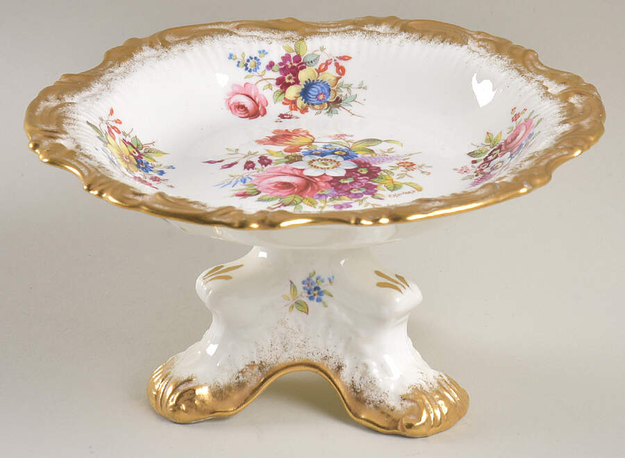 Lady Patricia (Scalloped, Embossed) Round Compote (Height X Width) by Hammersley-1