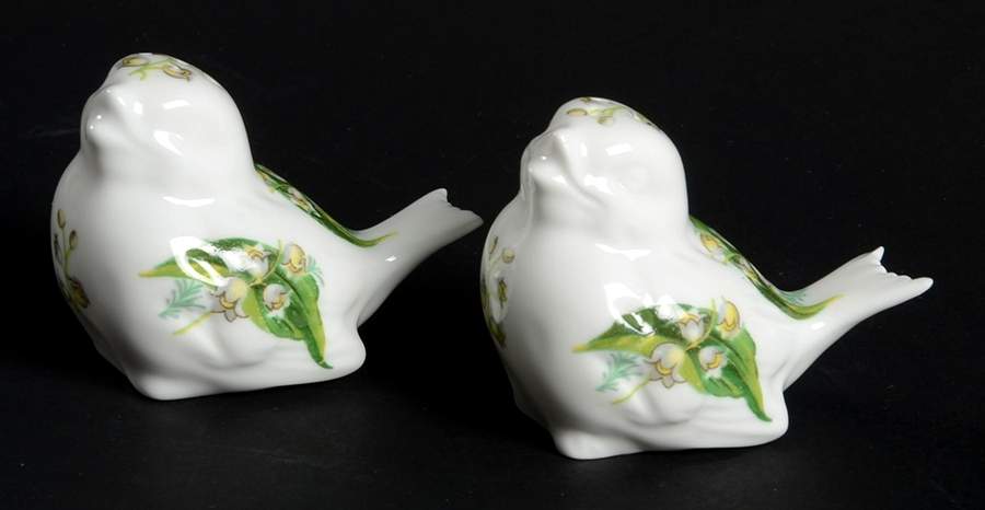 Lily of The Valley Figural Salt & Pepper Set by Hammersley-1