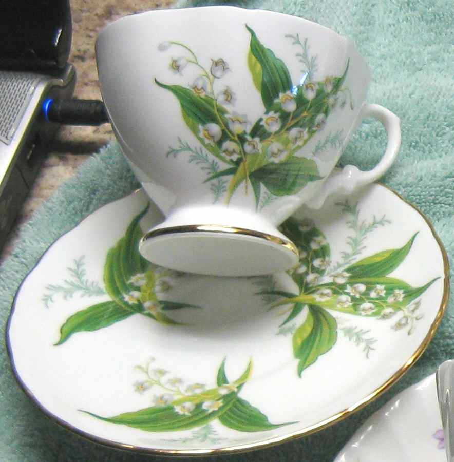 Lily of The Valley Footed Cup & Saucer Set by Hammersley-1