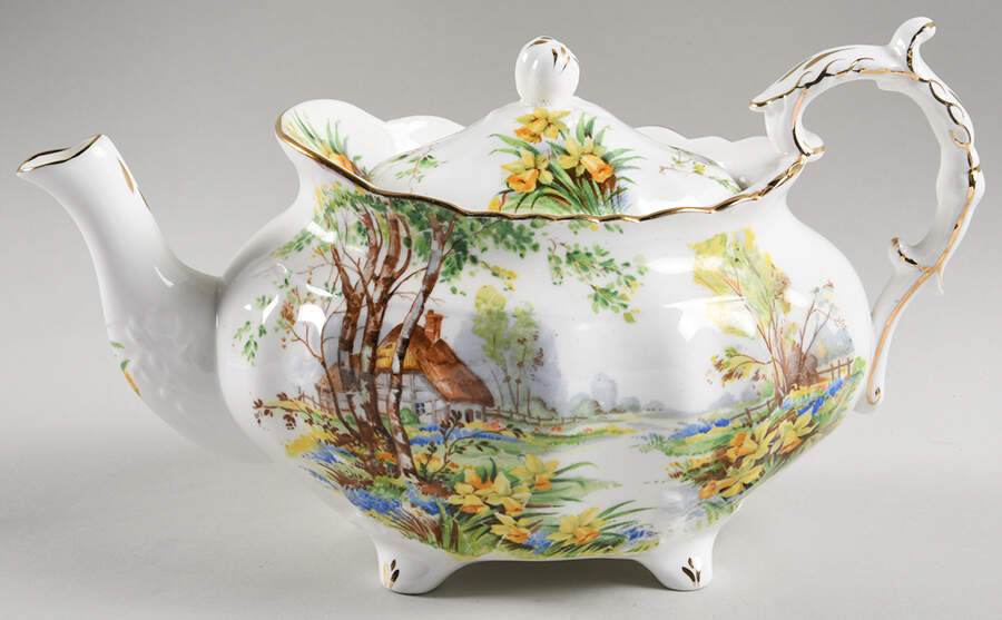 Lorna Doone Teapot & Lid by Hammersley-1