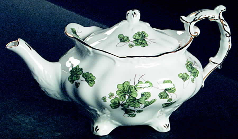 Lucky Shamrock (Embossed Scrolls) Mini Teapot & Lid by Hammersley-1