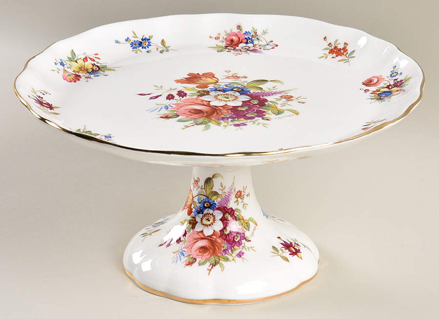Minuet 9" Diameter Pedestal Cake Stand by Hammersley-1