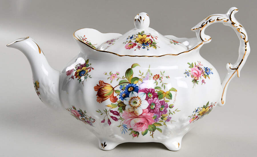 Minuet Teapot & Lid by Hammersley-1