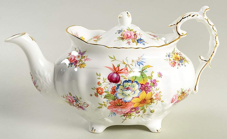 Minuet Teapot & Lid by Hammersley-1