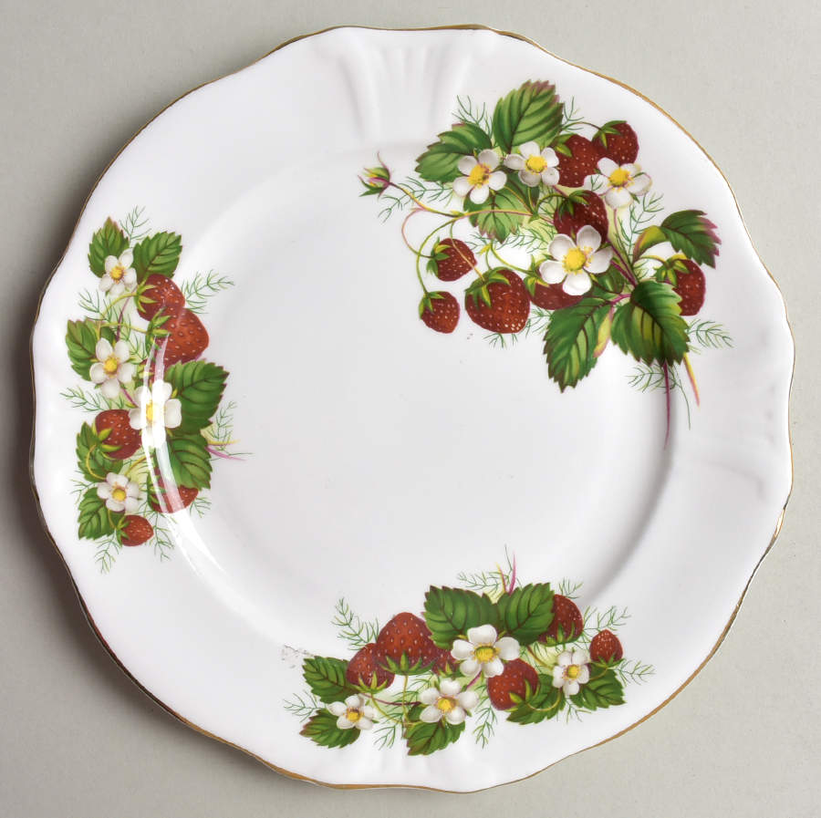 Strawberry Ripe (Small Scallops On Edge) Salad Plate by Hammersley-1