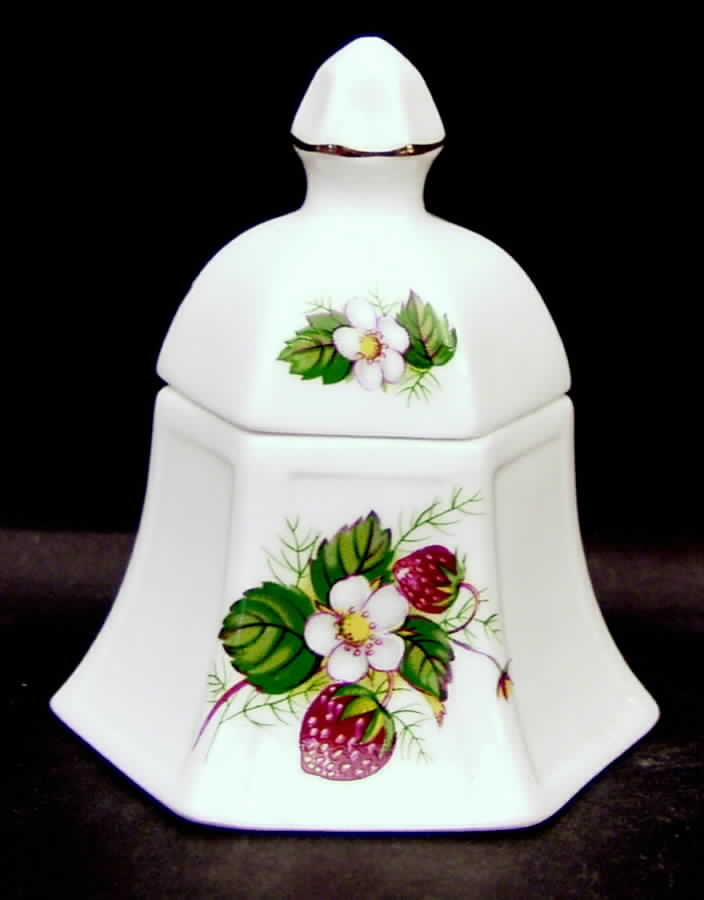 Strawberry Ripe (Small Scallops On Edge) Trinket Box & Lid by Hammersley-1