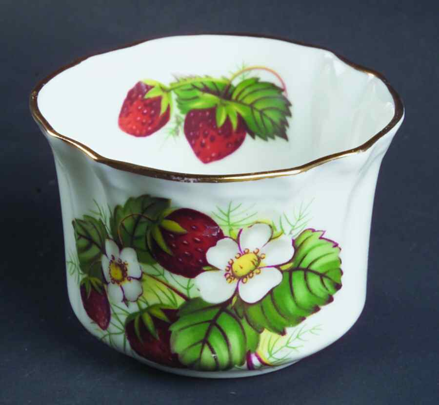 Strawberry Ripe (Small Scallops On Edge) Individual Open Sugar Bowl by Hammersley-1